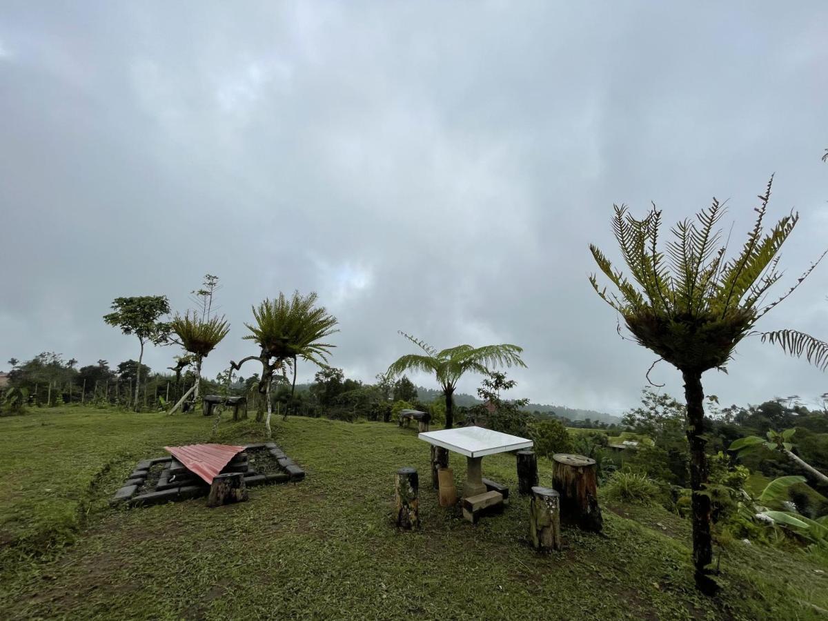 Bugo Camp Glamping & Natural Activity Munduk Екстериор снимка